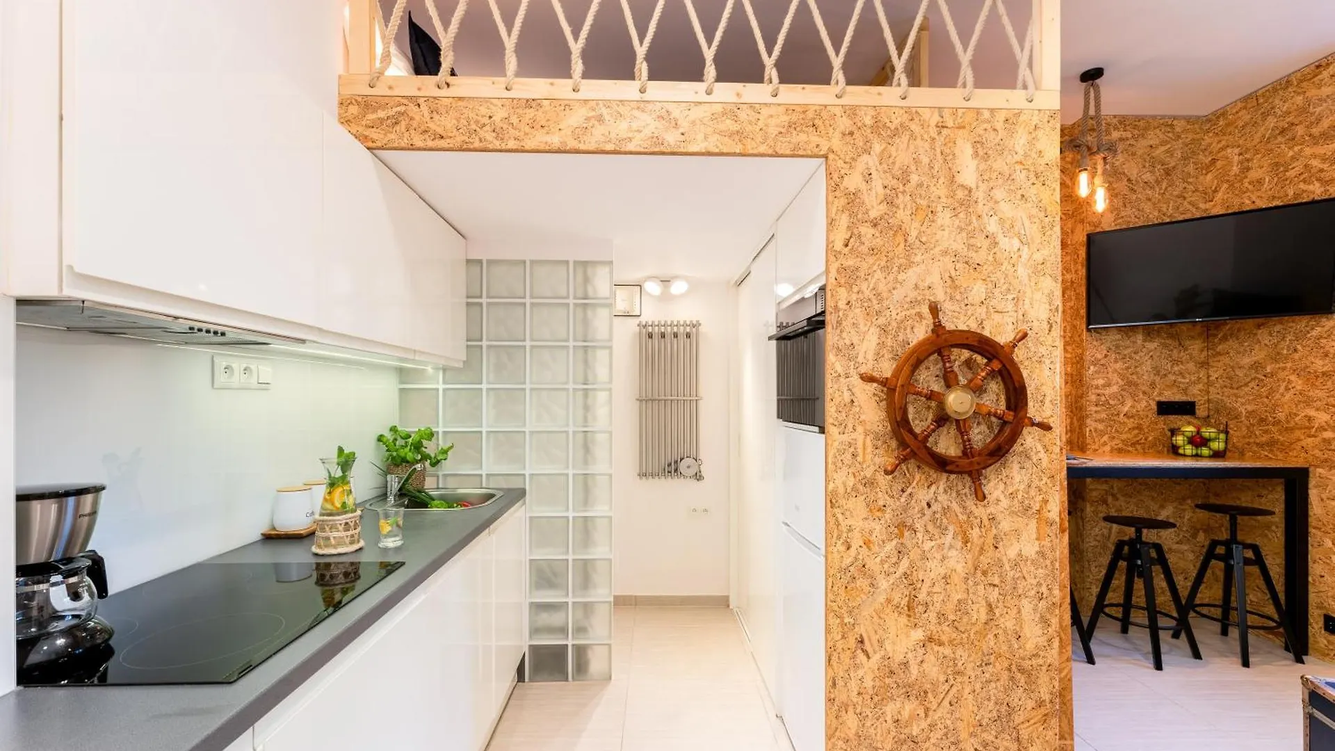 Apartment Lighthouse By Cozyplace Krakow Poland