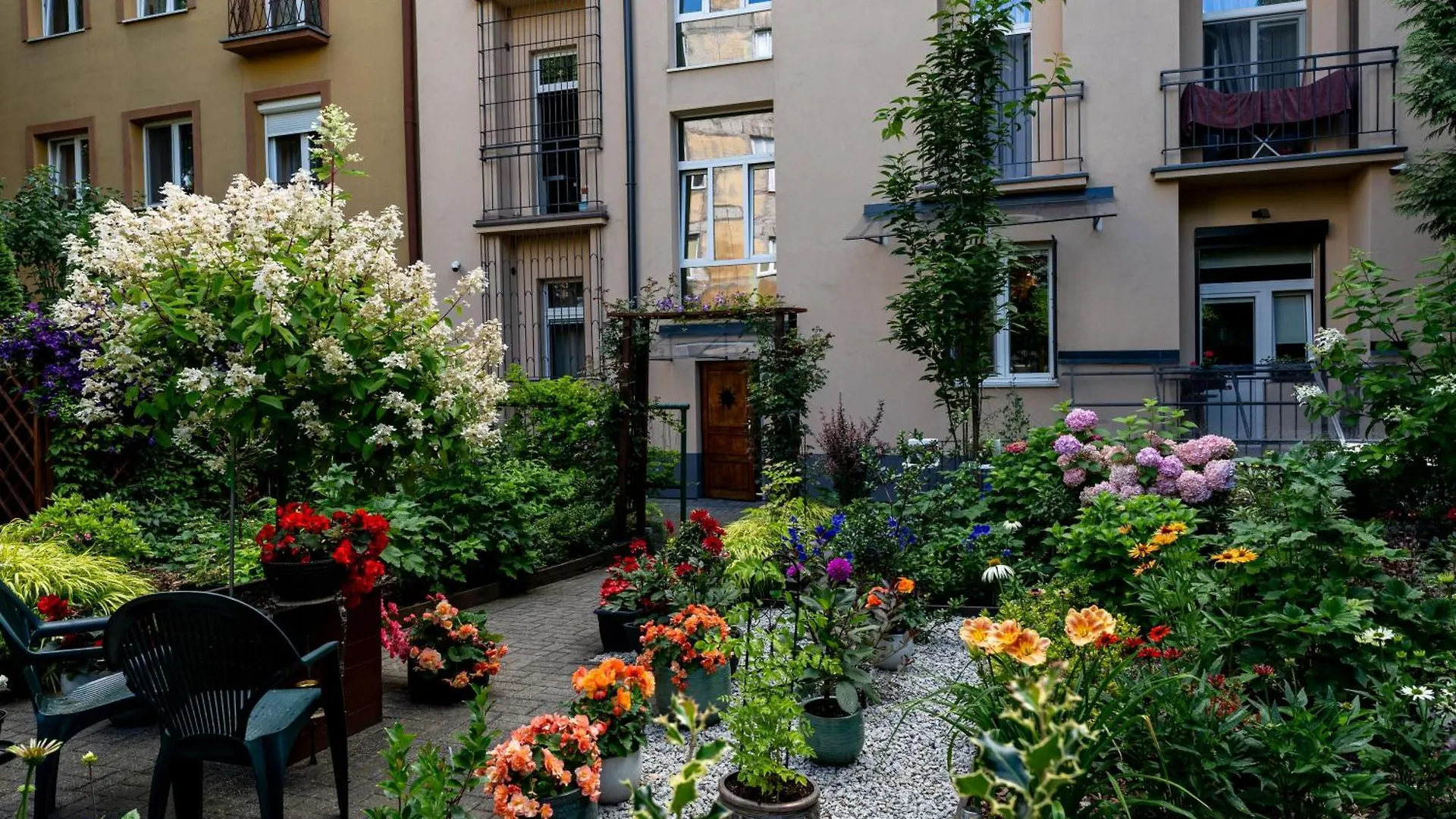 Lighthouse By Cozyplace Krakow Apartment